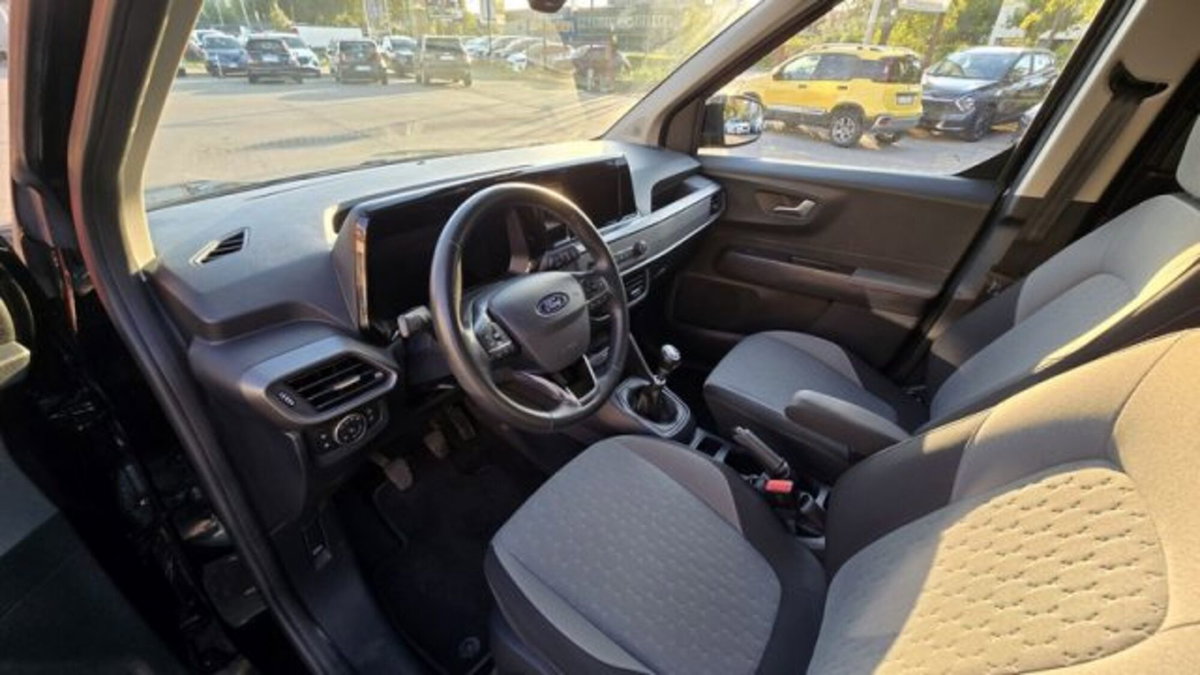 Ford Tourneo Courier 1.0 EcoBoost 100 CV Titanium (9)