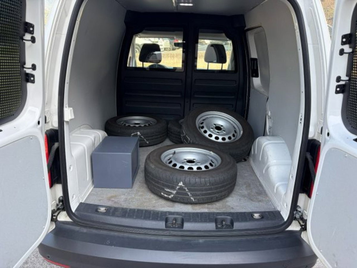 Volkswagen Veicoli Commerciali Caddy 1.4 TGI Kombi (20)