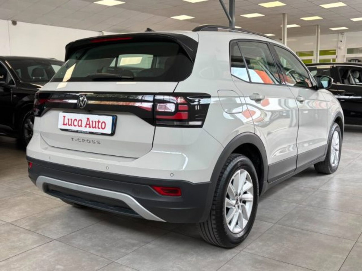 Volkswagen T-Cross 1.0 TSI Urban BMT (4)