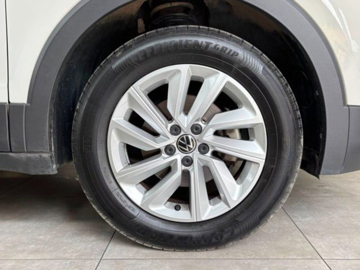Volkswagen T-Cross 1.0 TSI Urban BMT (7)