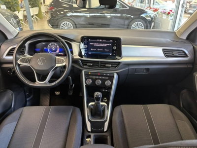 Volkswagen T-Roc 1.0 tsi Edition 110cv (10)