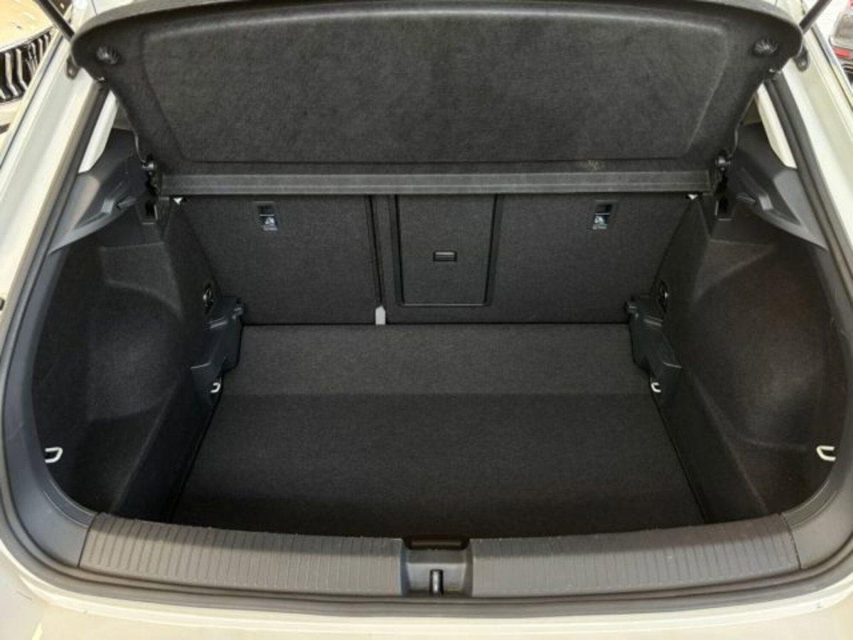 Volkswagen T-Roc 1.0 tsi Edition 110cv (16)