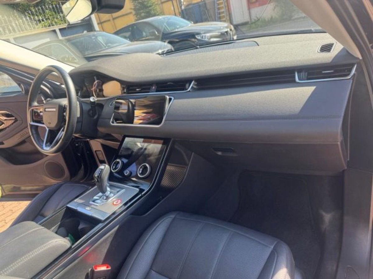 Land Rover Range Rover Evoque 2.0D I4 163CV AWD Auto R-Dynamic SE (11)