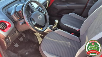 Toyota Aygo 1.0 VVT-i 72 CV 5 porte x-fun (3)