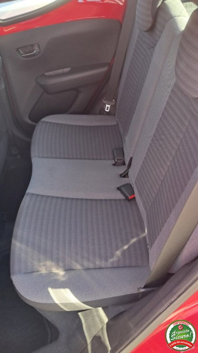 Toyota Aygo 1.0 VVT-i 72 CV 5 porte x-fun (9)