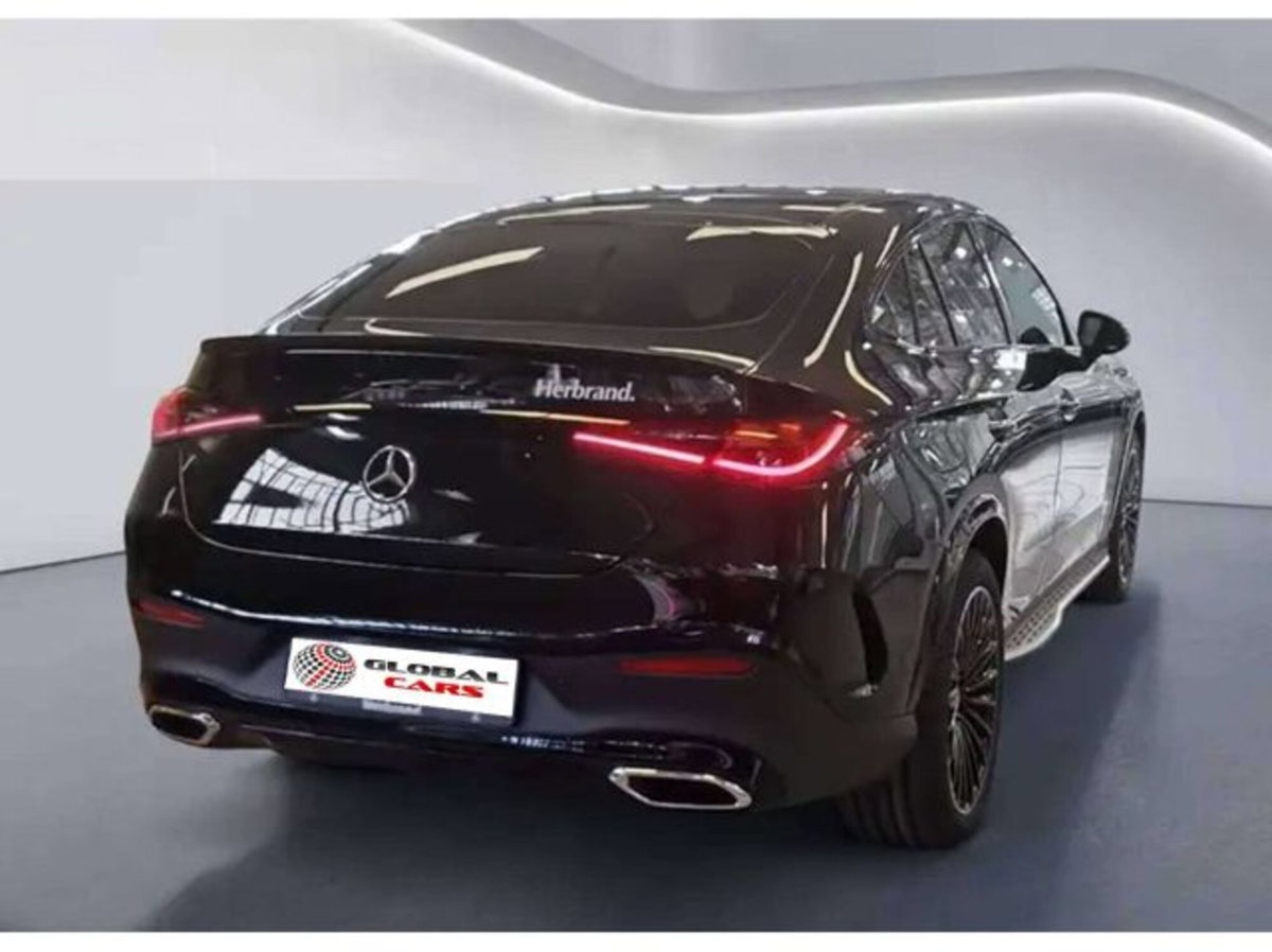 Mercedes-Benz GLC SUV 220 d AMG Line Premium Plus 4matic auto (2)