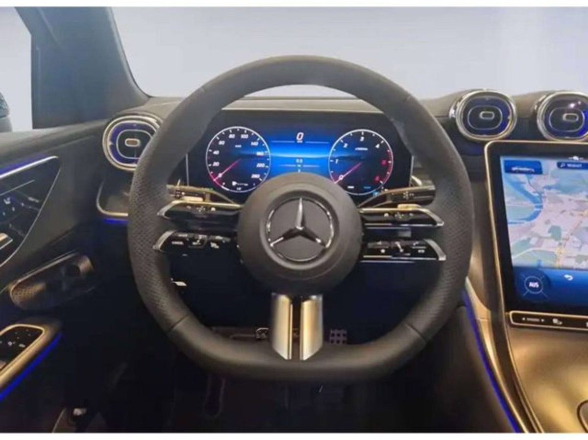 Mercedes-Benz GLC SUV 220 d AMG Line Premium Plus 4matic auto (8)
