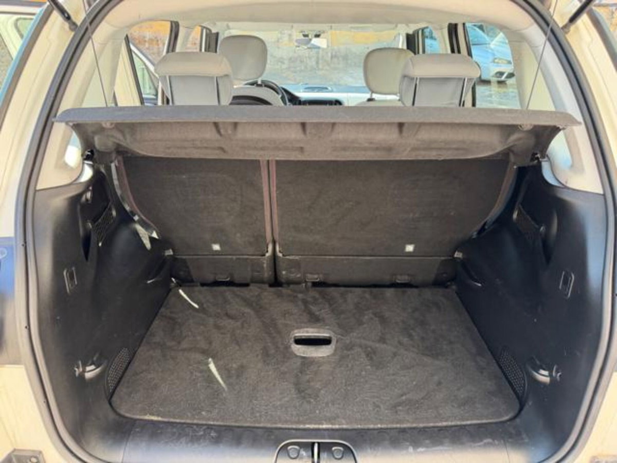 Fiat 500L 1.3 Multijet 85 CV Dualogic Lounge (16)