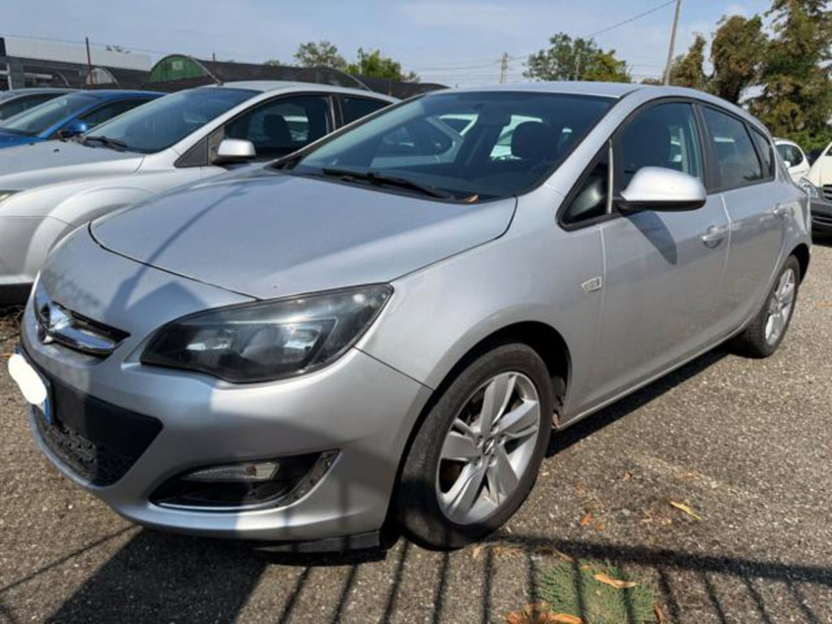 Opel Astra 1.7 CDTI 110CV 4 porte Ecotec