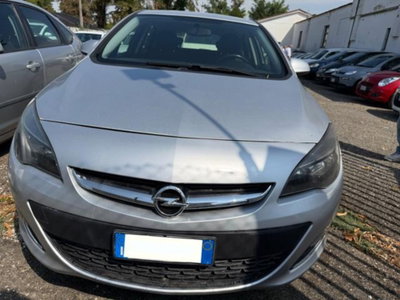 Opel Astra 1.7 CDTI 110CV 4 porte Ecotec (2)