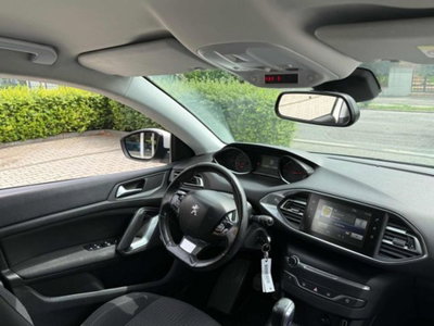 Peugeot 308 1.6 HDi 92 CV Active (12)