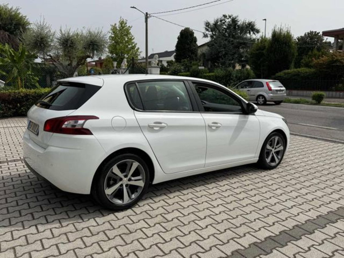 Peugeot 308 1.6 HDi 92 CV Active (5)