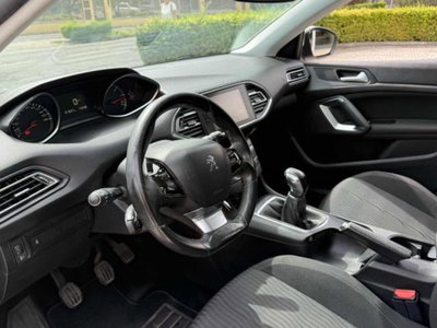 Peugeot 308 1.6 HDi 92 CV Active (9)