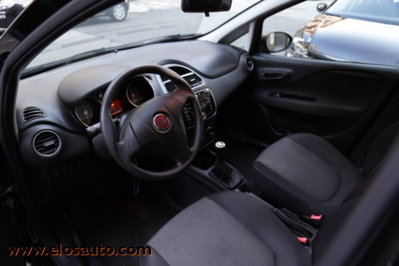 Fiat Punto 1.3 MJT II 75 CV 5 porte Street (8)
