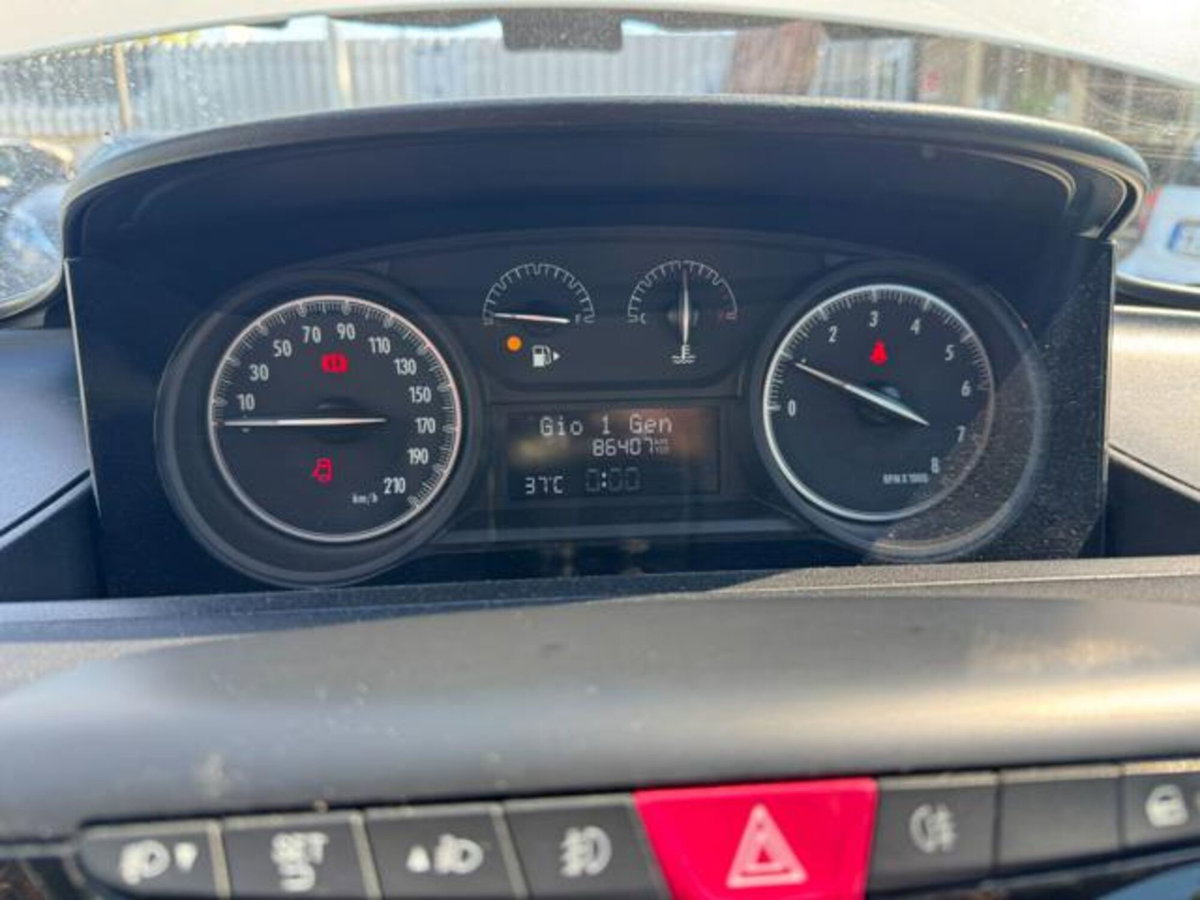 Lancia Ypsilon 1.2 69 CV 5 porte Silver (5)