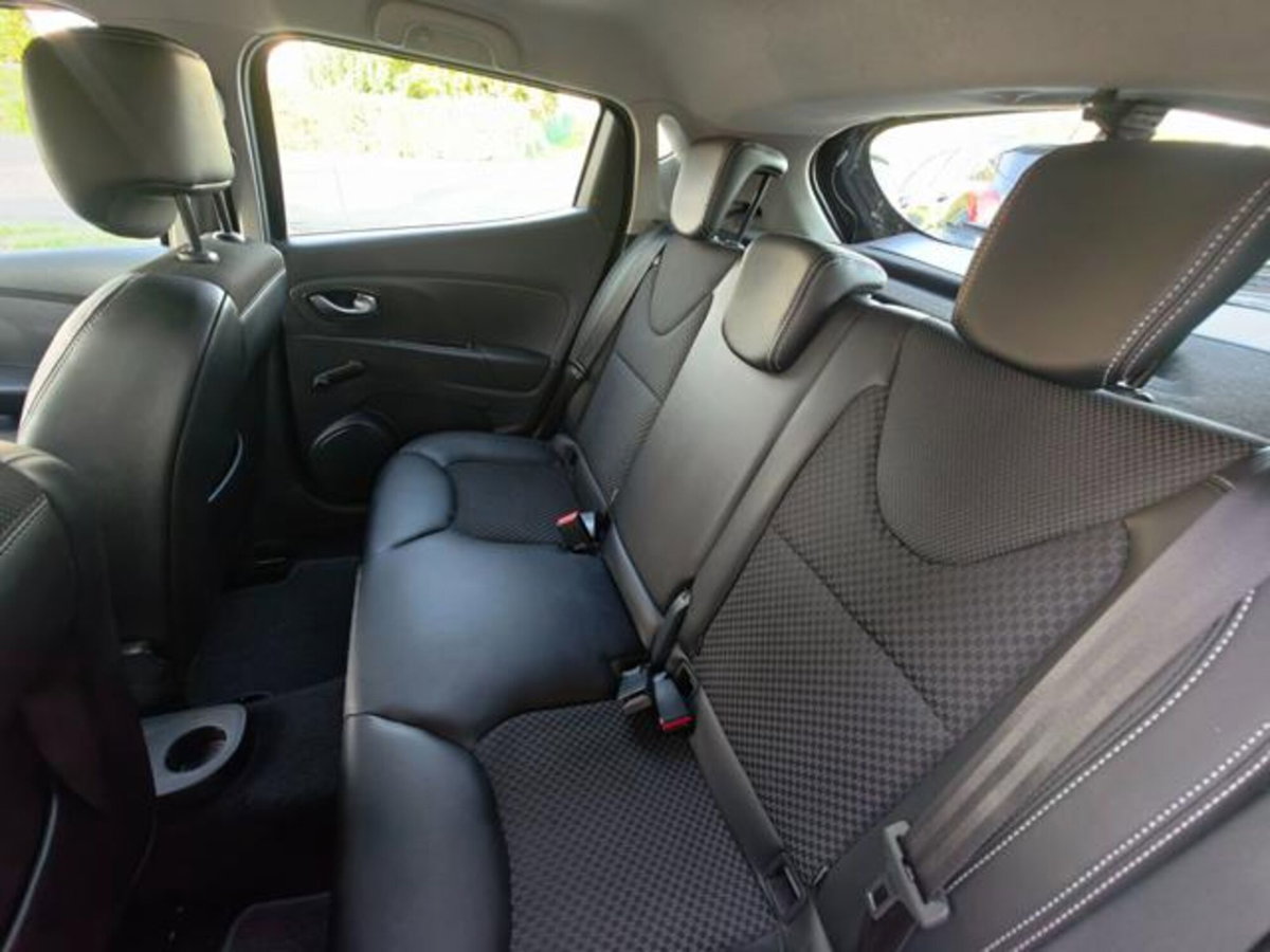 Renault Clio 1.2 75 CV 5 porte Duel (14)