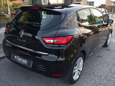 Renault Clio 1.2 75 CV 5 porte Duel (3)