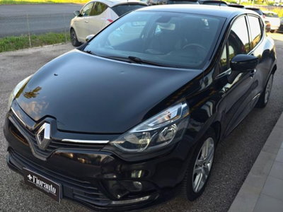 Renault Clio 1.2 75 CV 5 porte Duel (6)