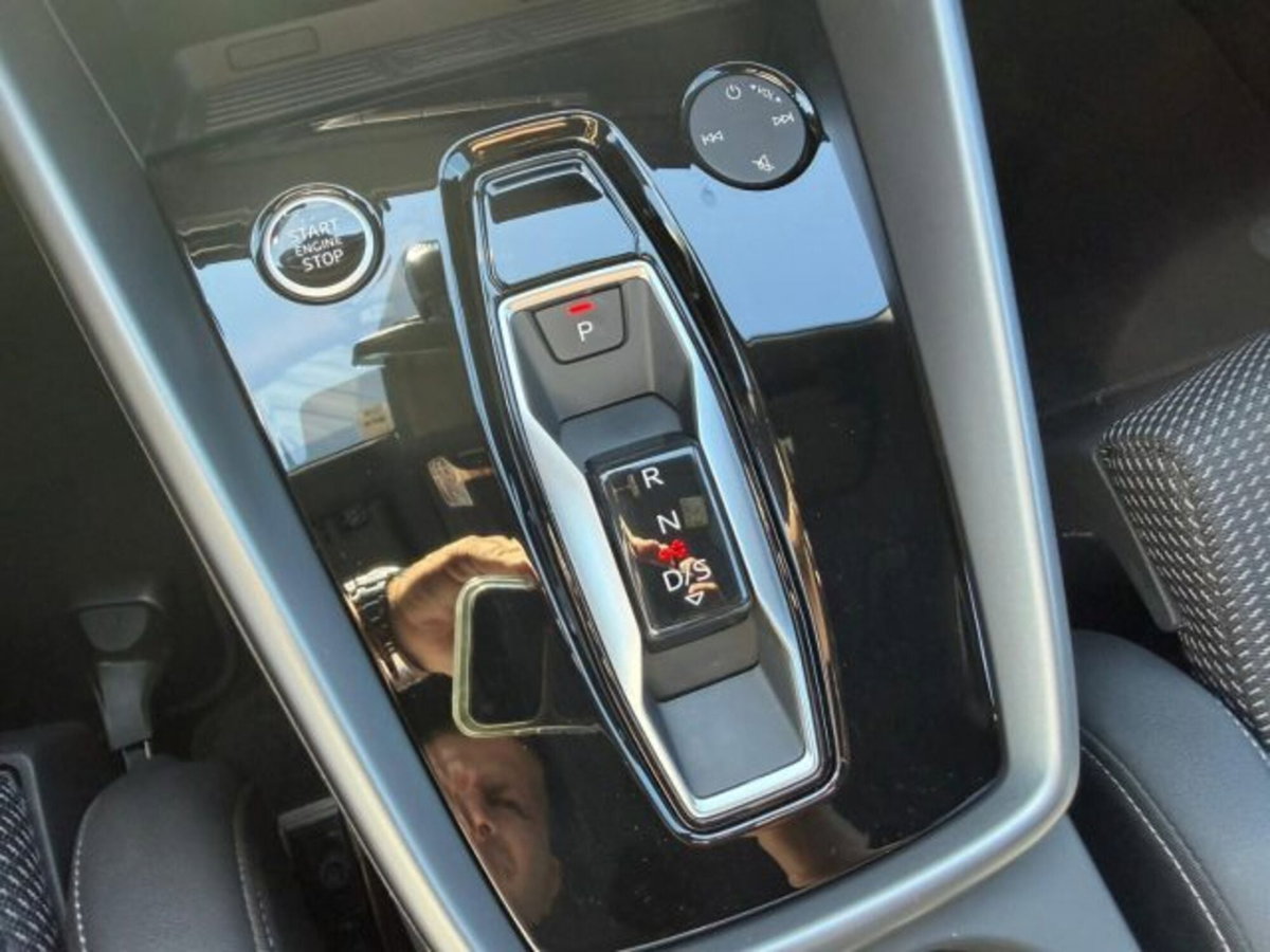 Audi A3 Sportback 35 TDI S tronic S line edition (18)