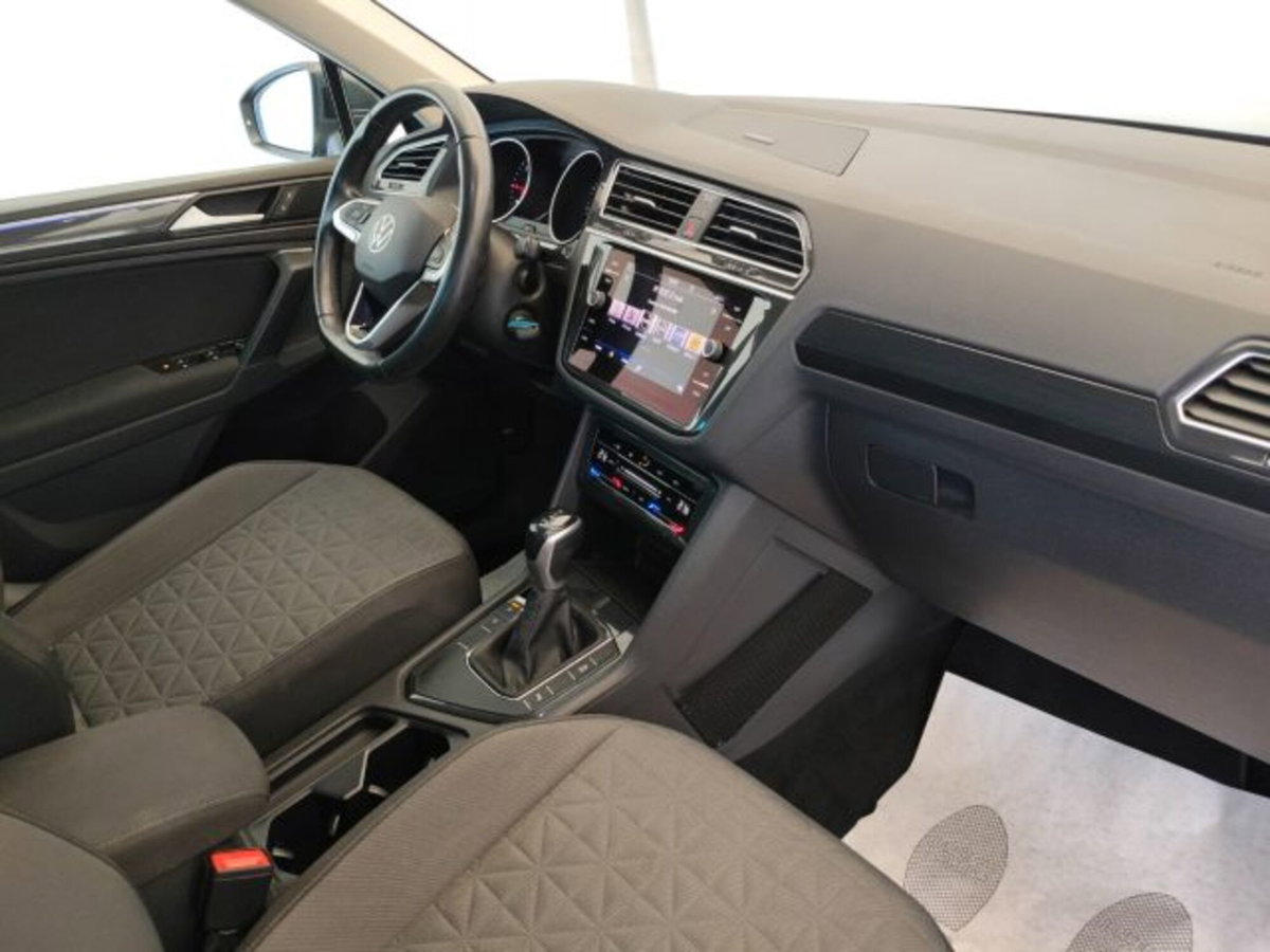 Volkswagen Tiguan 2.0 TDI 150 CV SCR DSG Life (9)