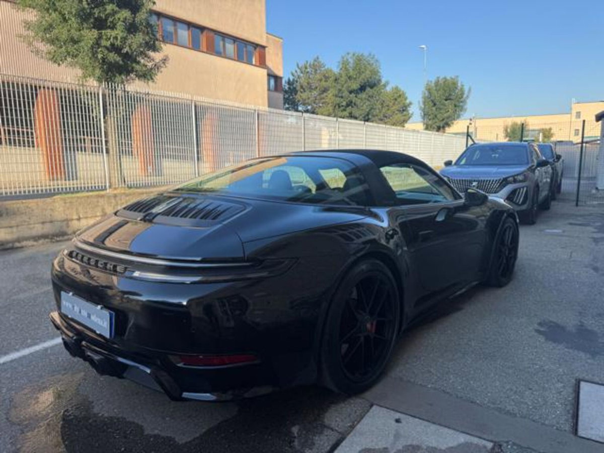 Porsche 911 Cabrio Targa 3.6 4 GTS auto (15)