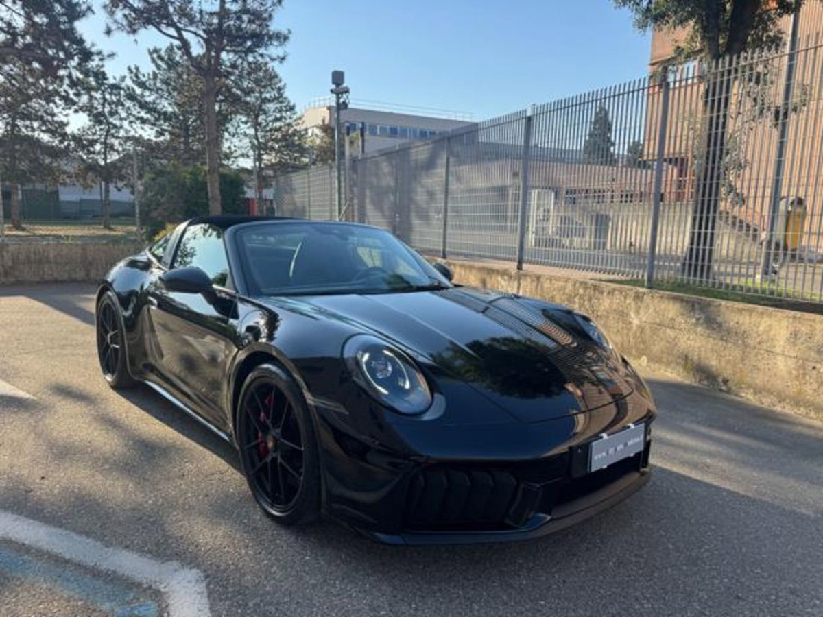Porsche 911 Cabrio Targa 3.6 4 GTS auto (9)