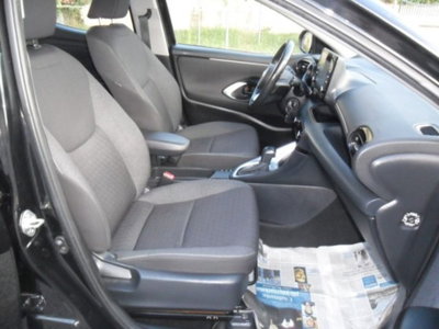 Toyota Yaris Cross 1.5 Hybrid 5p. E-CVT Lounge (12)