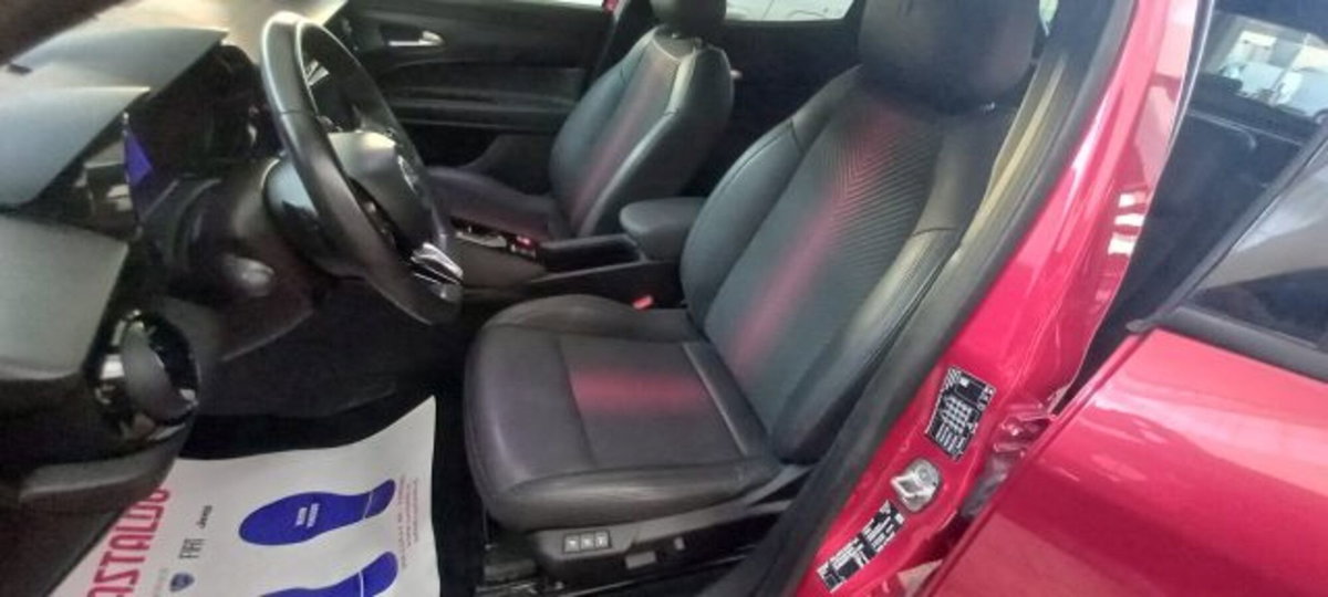 Alfa Romeo Junior 1.2 ibrida Sport Speciale 145cv edct6 (6)