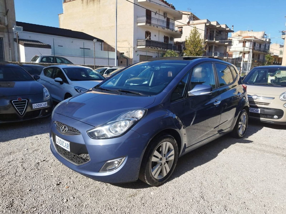 Hyundai ix20 1.4 CRDI 90 CV Style (2)