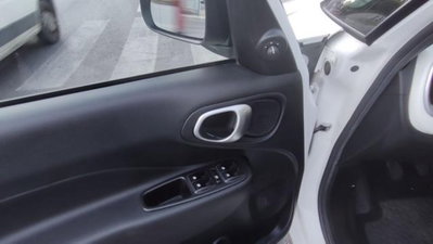 Fiat 500L 0.9 TwinAir Turbo Natural Power Lounge (7)