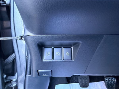 Toyota Yaris 1.0 5 porte Active (10)