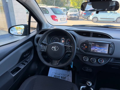 Toyota Yaris 1.0 5 porte Active (18)