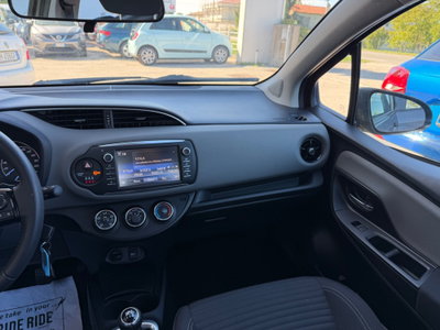 Toyota Yaris 1.0 5 porte Active (19)