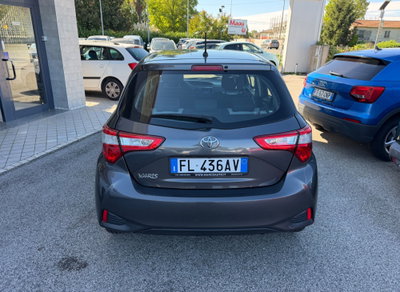 Toyota Yaris 1.0 5 porte Active (5)
