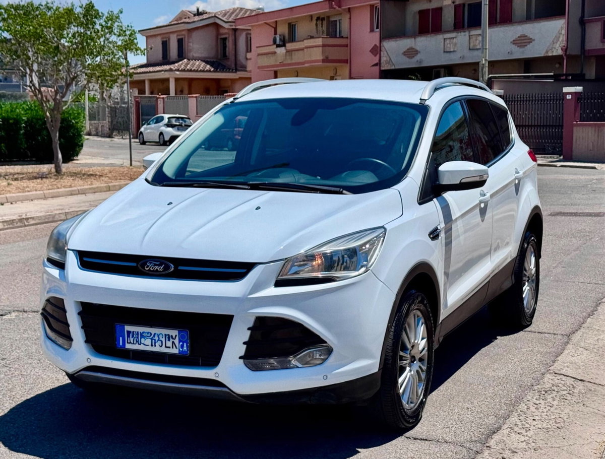 Ford Kuga 2.0 TDCI 140 CV 4WD Powershift (7)