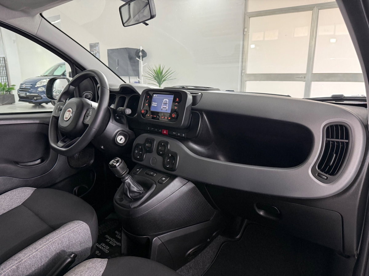 Fiat Panda 1.0 FireFly S&S Hybrid City Life (16)