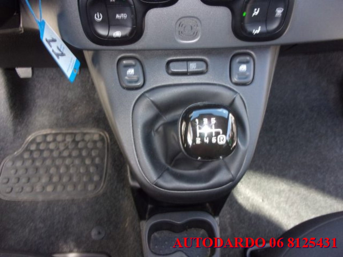 Fiat Panda 1.0 firefly hybrid s&s 70cv (14)