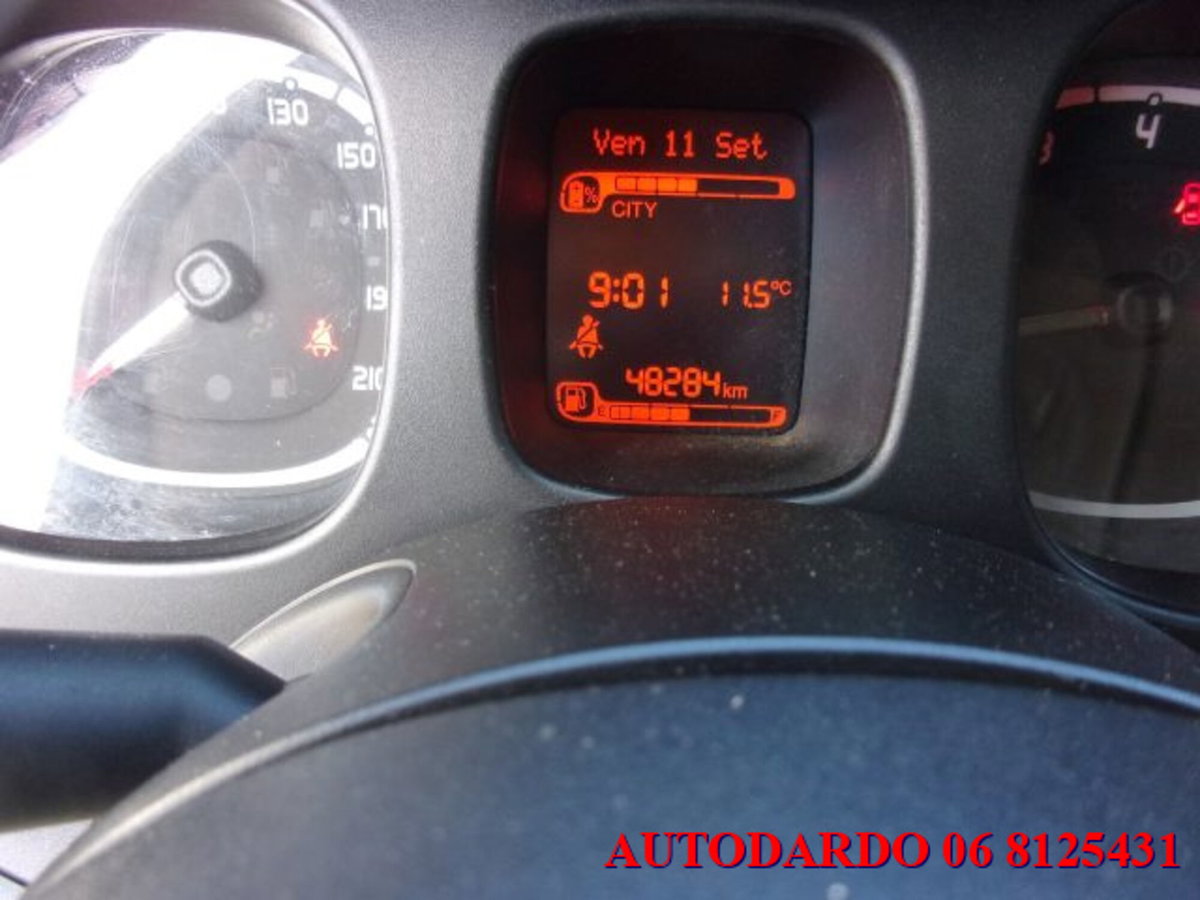 Fiat Panda 1.0 firefly hybrid s&s 70cv (4)