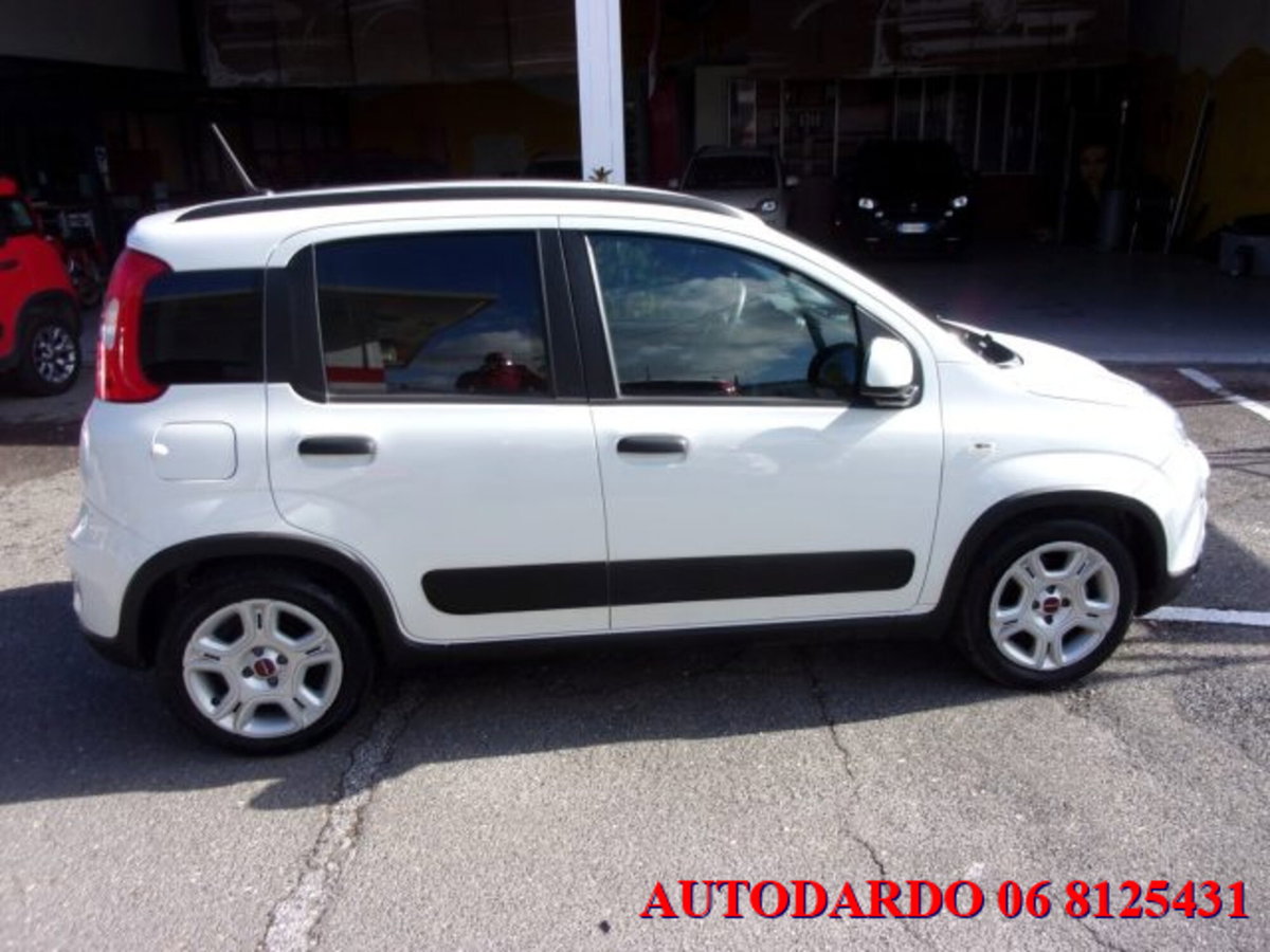 Fiat Panda 1.0 firefly hybrid s&s 70cv (5)