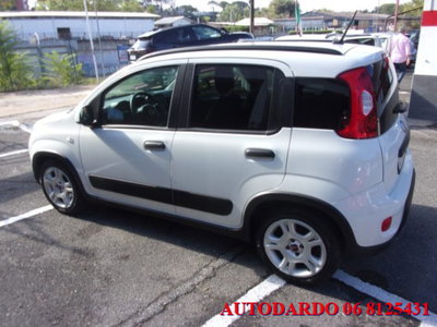 Fiat Panda 1.0 firefly hybrid s&s 70cv (9)