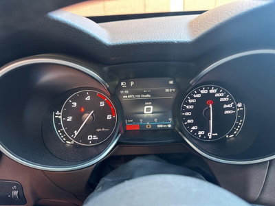 Alfa Romeo Stelvio Stelvio 2.2 Turbodiesel 210 CV AT8 Q4 Executive (12)