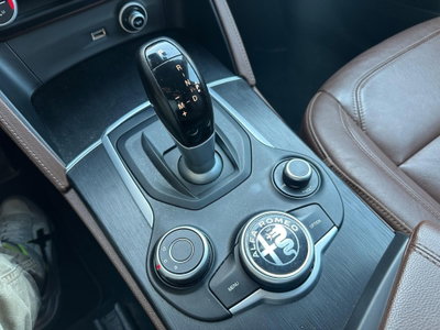 Alfa Romeo Stelvio Stelvio 2.2 Turbodiesel 210 CV AT8 Q4 Executive (14)
