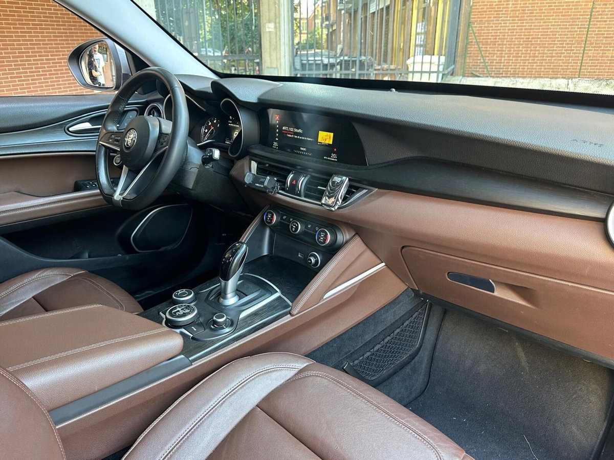 Alfa Romeo Stelvio Stelvio 2.2 Turbodiesel 210 CV AT8 Q4 Executive (17)