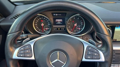 Mercedes-Benz SLC 200 AMG line (17)