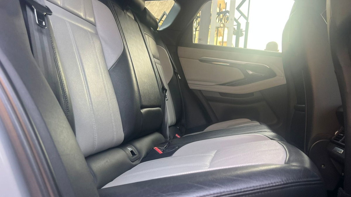 Land Rover Range Rover Evoque 2.0D I4 180 CV AWD Auto R-Dynamic (10)