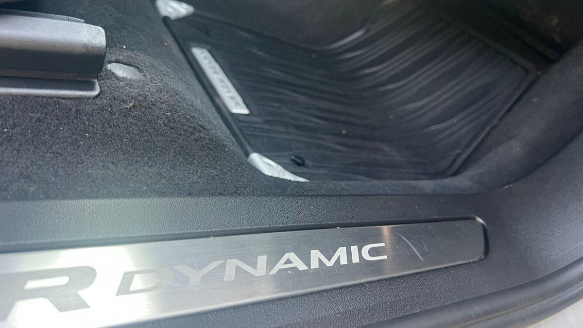 Land Rover Range Rover Evoque 2.0D I4 180 CV AWD Auto R-Dynamic (14)