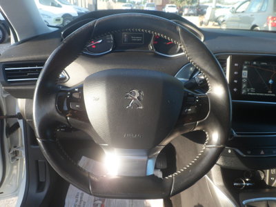 Peugeot 308 SW BlueHDi 120 S&S EAT6 GT Line (10)