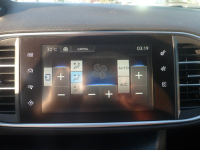 Peugeot 308 SW BlueHDi 120 S&S EAT6 GT Line (12)