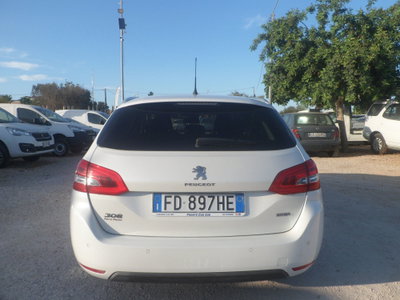 Peugeot 308 SW BlueHDi 120 S&S EAT6 GT Line (5)