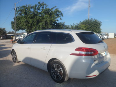 Peugeot 308 SW BlueHDi 120 S&S EAT6 GT Line (6)